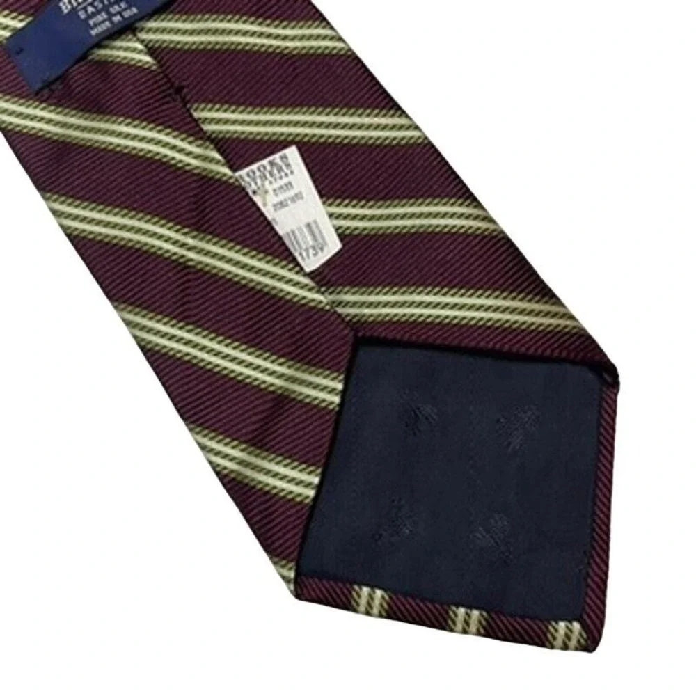Brooks Basics Silk Tie Striped Maroon Green White Classic NWT‎ Preppy Officecore